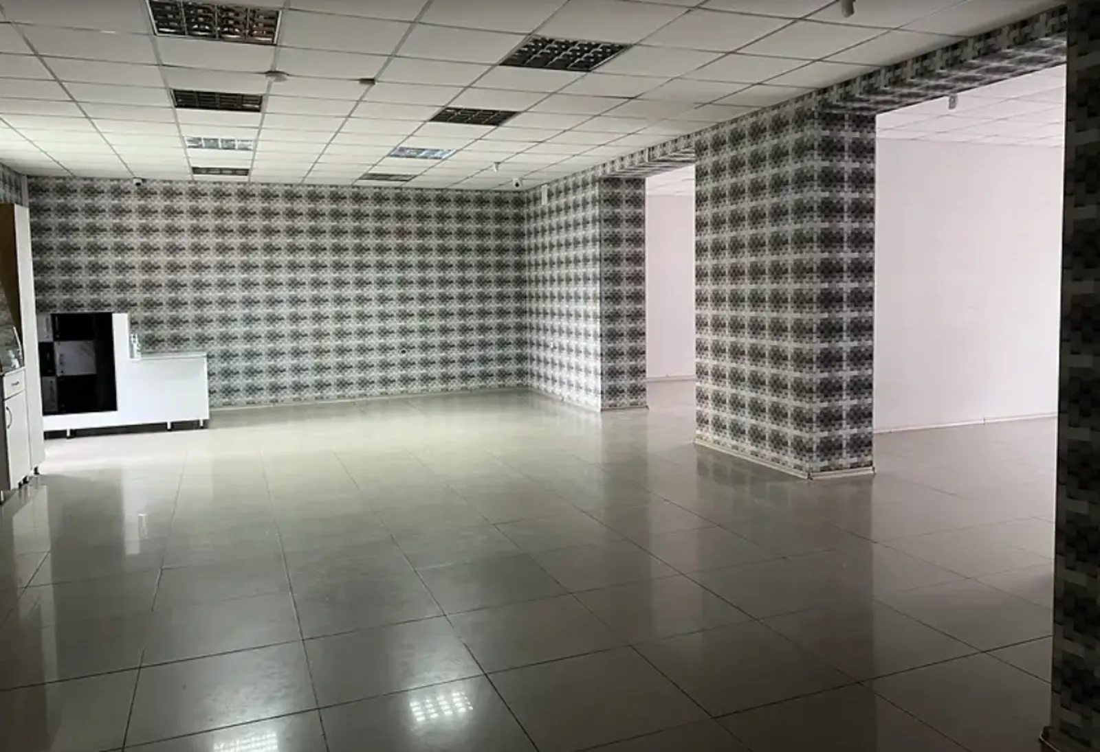 Продам нерухомість під комерцію. 112 m², 1st floor/4 floors. Бам, Тернопіль. 