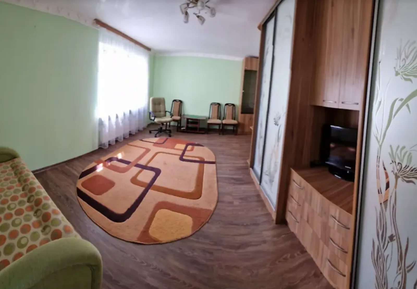 Apartments for sale. 2 rooms, 62 m², 3rd floor/10 floors. Druzhba, Ternopil. 
