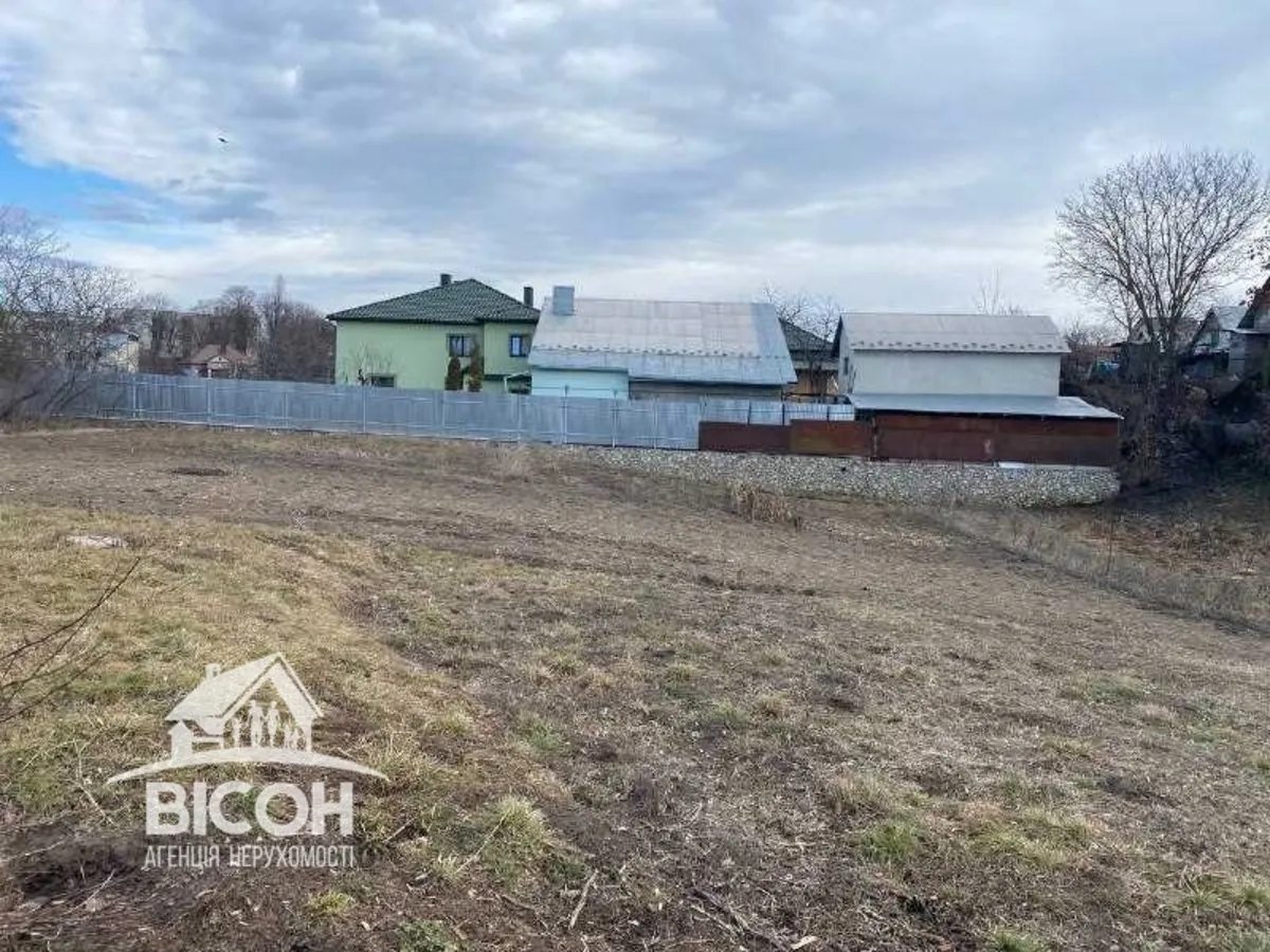 Land for sale for residential construction. Lesi Ukrayinky , Belaya. 