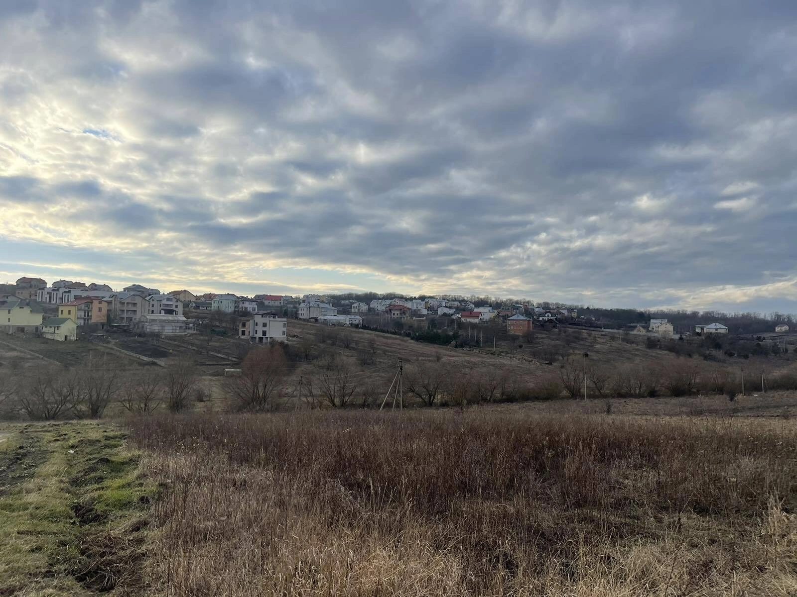 Продаж землі під житлову забудову. Подгородное. 