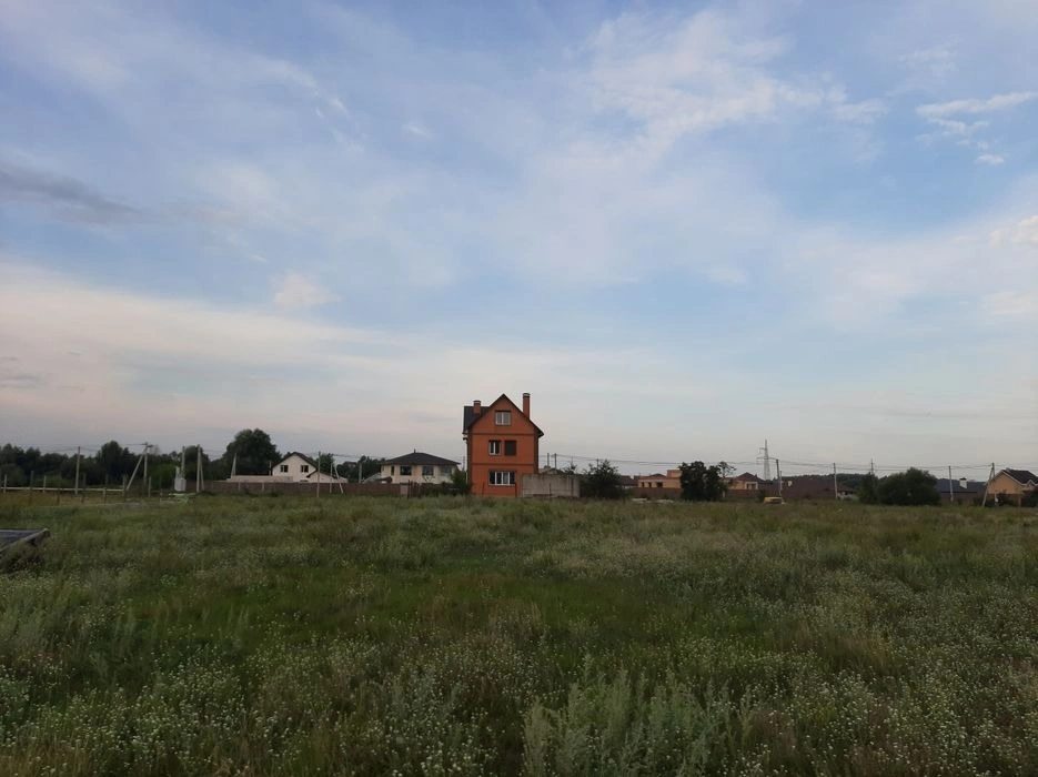 Land for sale for residential construction. Horenka. 