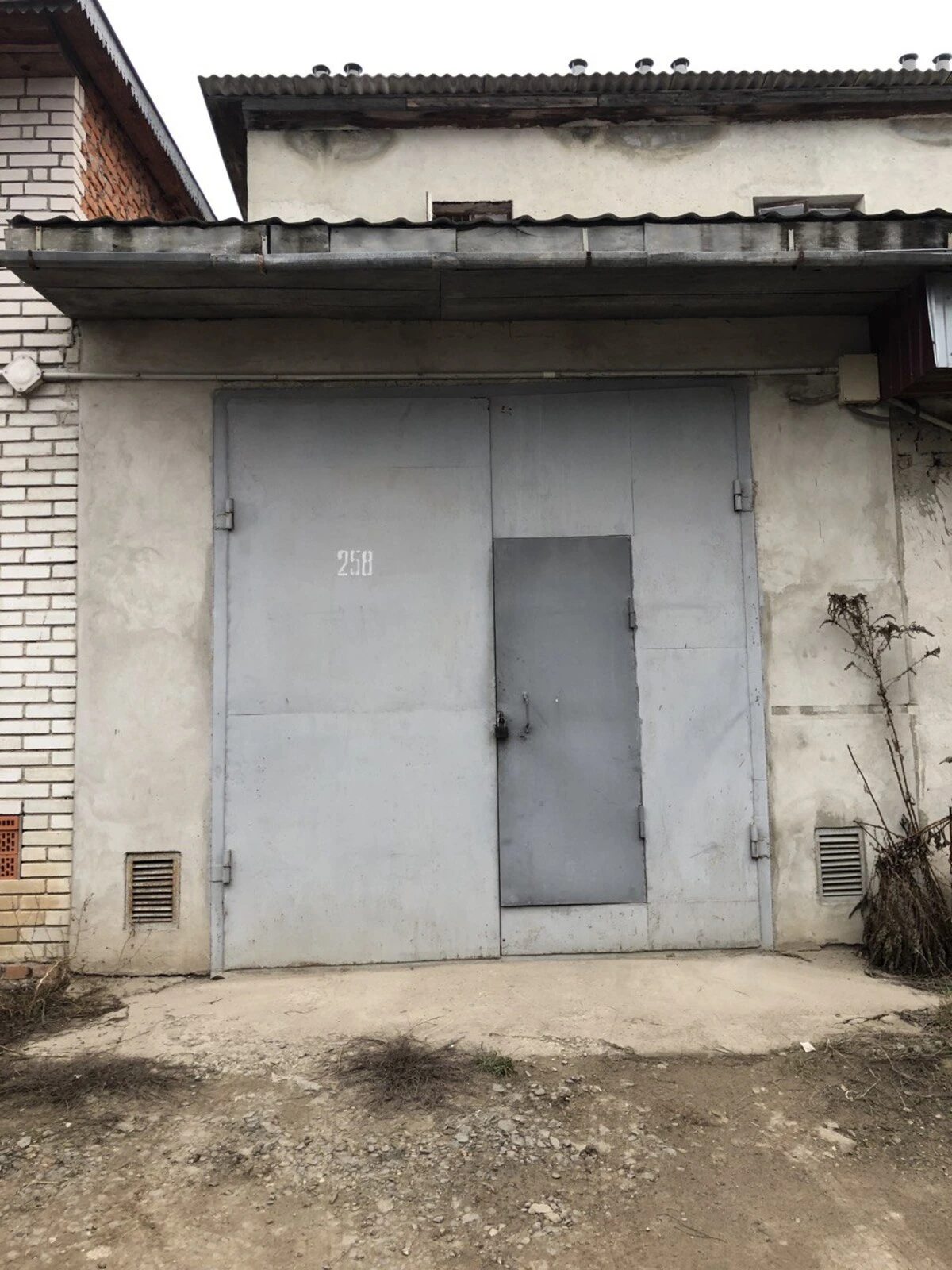 Продаж гаража. 43 m². Довженка О. вул., Тернопіль. 