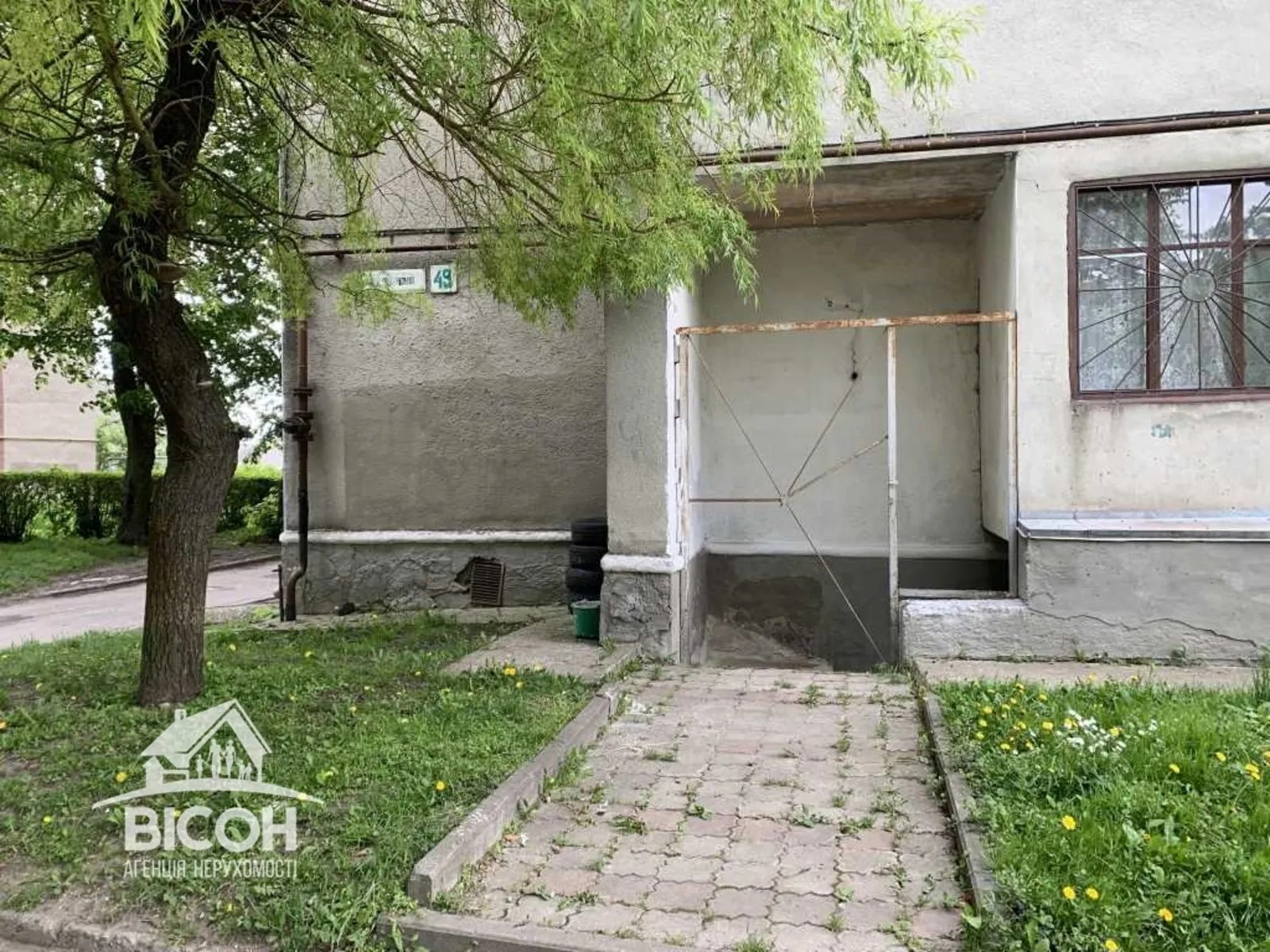 Real estate for sale for commercial purposes. 73 m², 1st floor/5 floors. Berezhanska vul., Ternopil. 