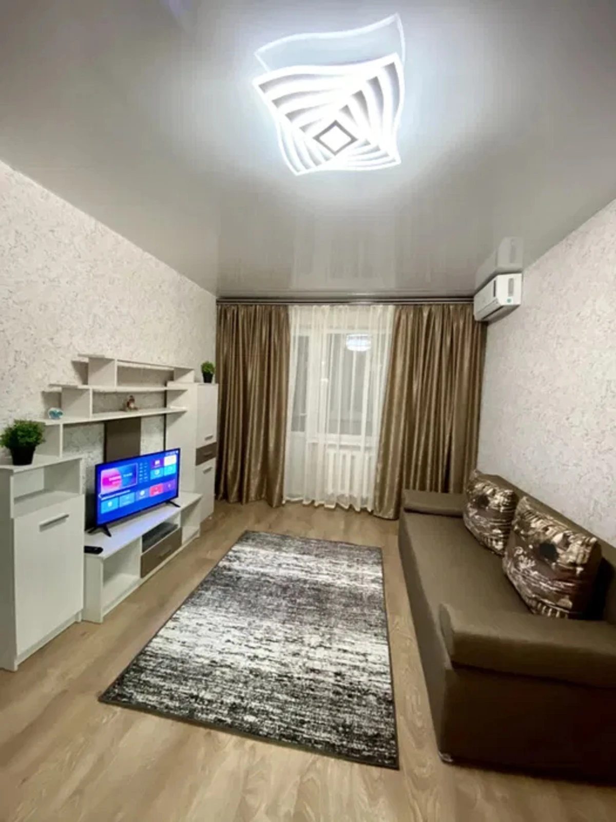 Продаж квартири 2 кімнати, 50 m², 6 пов./9 поверхів. 112, Королева Академика , Одеса. 