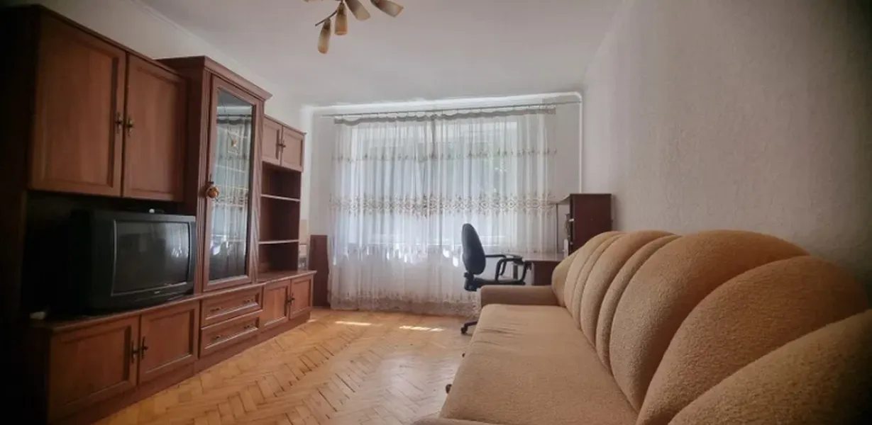 Продаж квартири. 2 rooms, 50 m², 2nd floor/5 floors. Бам, Тернопіль. 