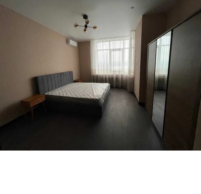 Apartment for rent. 3 rooms, 122 m², 4th floor/22 floors. 10, Truskavetcka 10, Kyiv. 