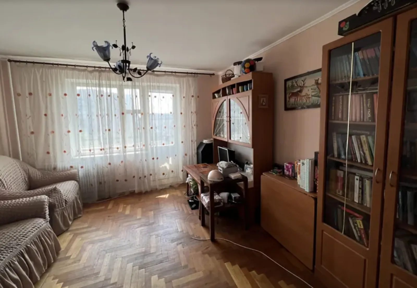Продаж квартири. 4 rooms, 83 m², 5th floor/9 floors. Бам, Тернопіль. 