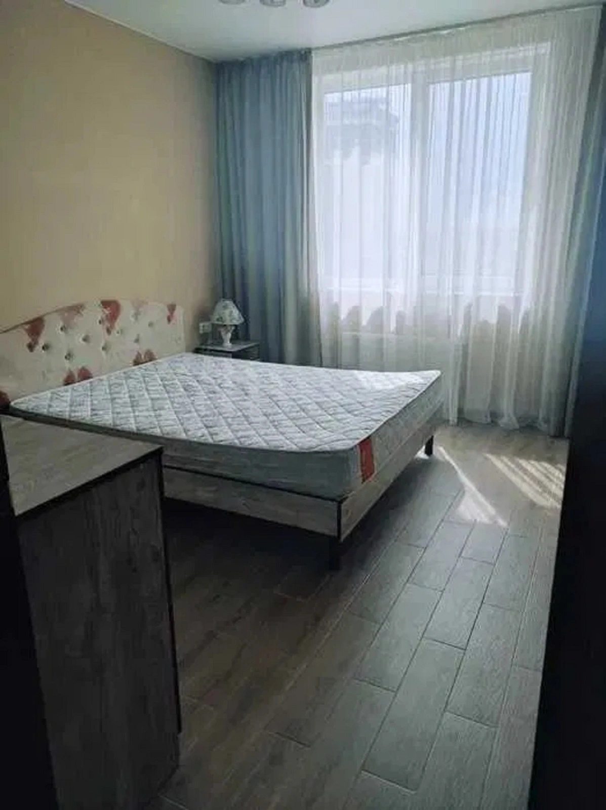 Продаж квартири. 1 room, 43 m², 8th floor/19 floors. 9, Жемчужная ул., Одеса. 
