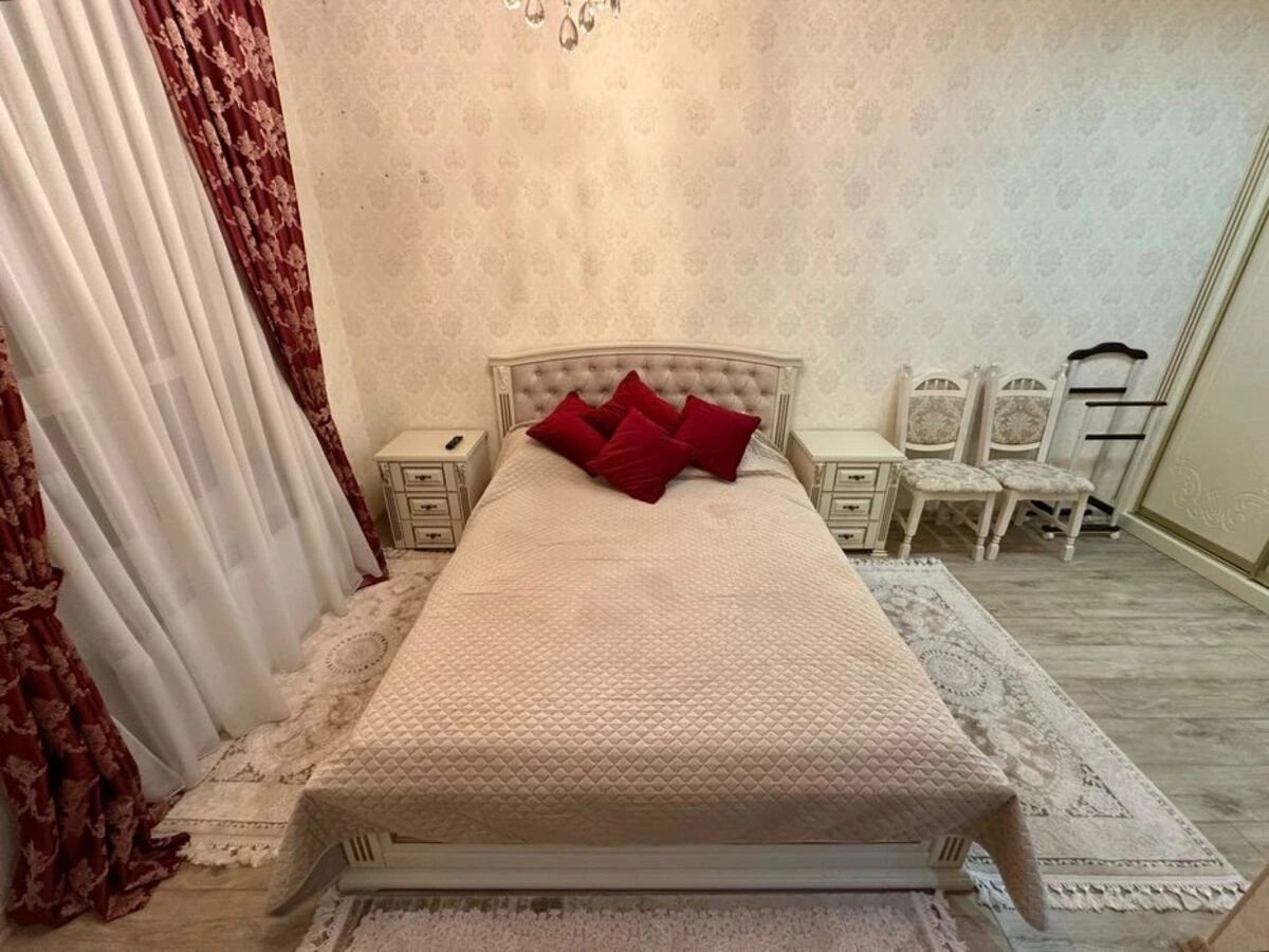Продаж квартири. 1 room, 37 m², 10th floor/10 floors. 2, Весняний , Вишневе. 