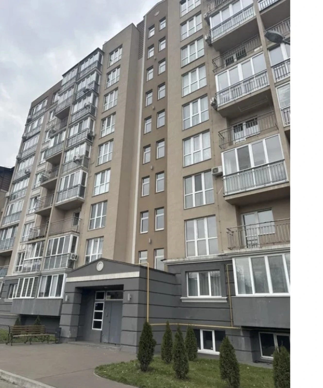 Apartments for sale. 1 room, 37 m², 2nd floor/9 floors. 62, Metrologichna 62, Kyiv. 