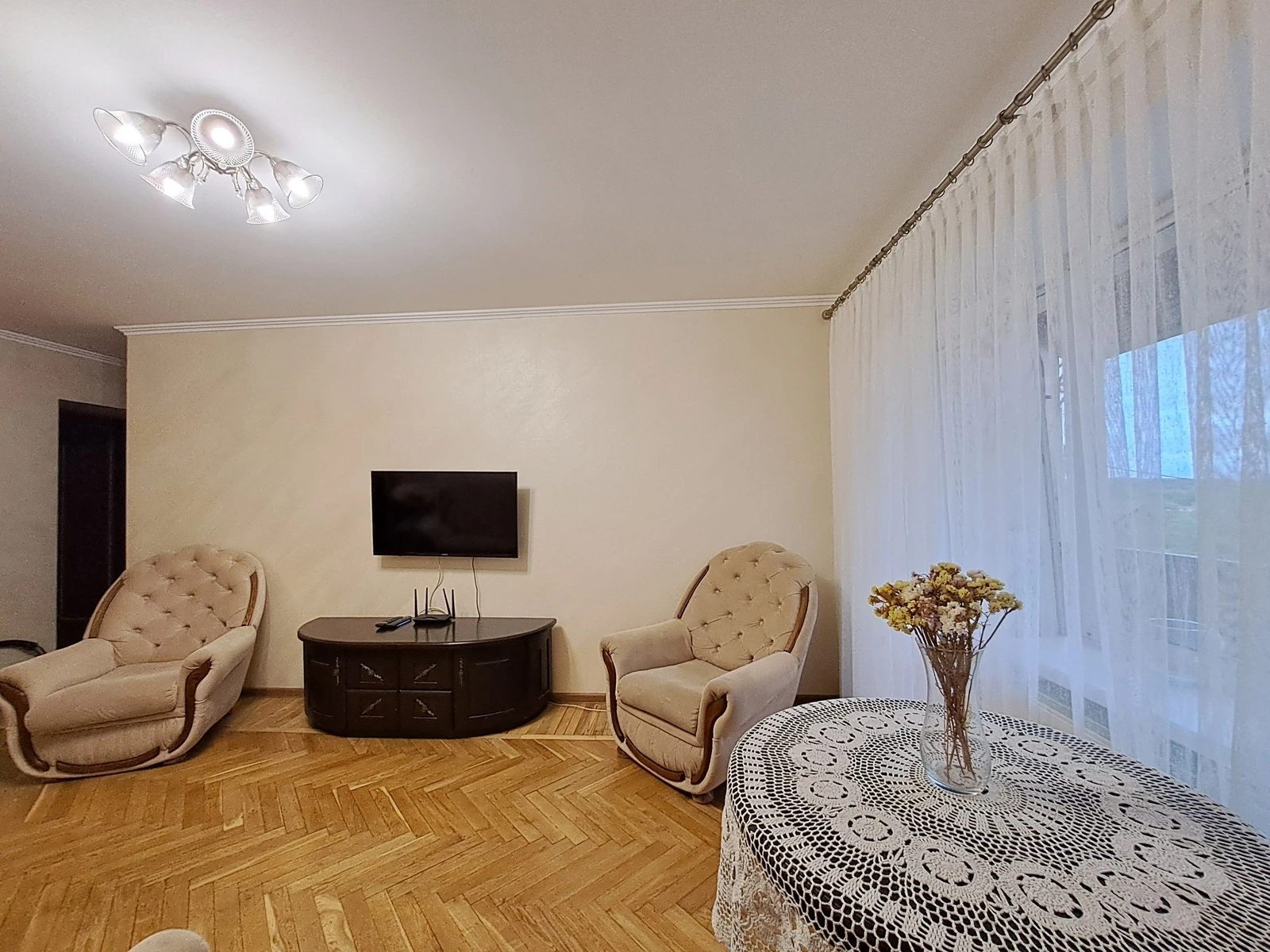 Apartment for rent. 3 rooms, 59 m², 5th floor/5 floors. Drahomanova M. vul., Ternopil. 