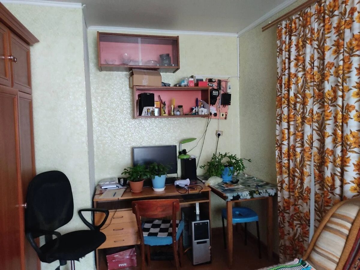 Продаж квартири. 1 room, 12 m², 4th floor/5 floors. Подільський (ленінський), Кропивницький. 