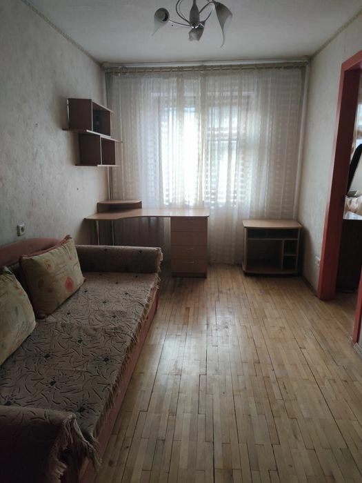 Apartment for rent. 2 rooms, 45 m², 3rd floor/5 floors. Bohdana Khmelnytskoho, Dnipro. 