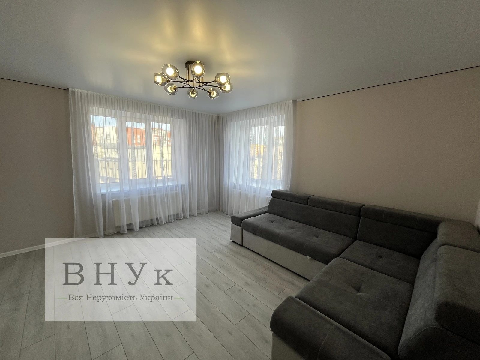 Apartments for sale. 2 rooms, 65 m², 5th floor/9 floors. Tarnavskoho Henerala vul., Ternopil. 