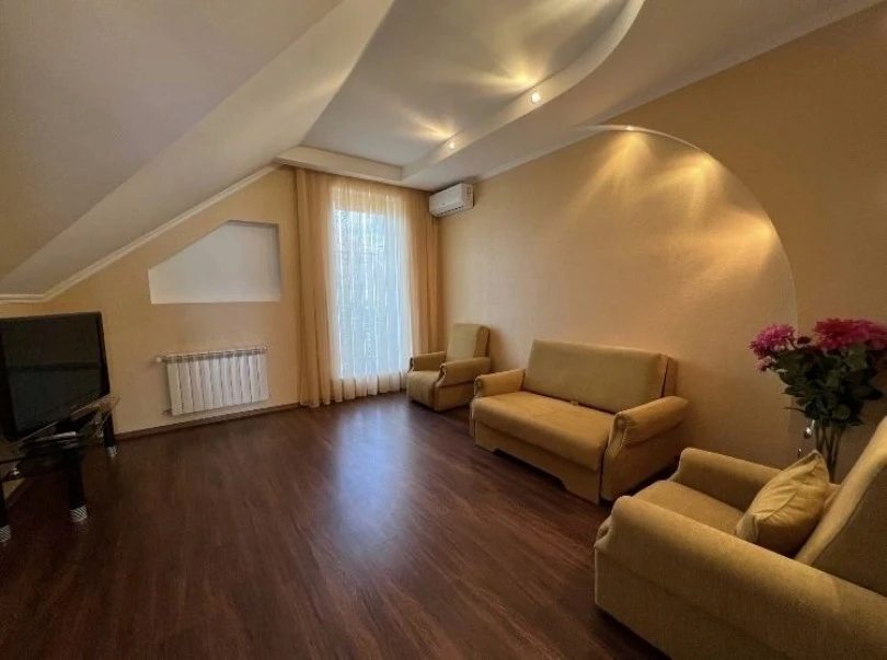 House for sale. 5 rooms, 333 m², 2 floors. Vasylkiv. 