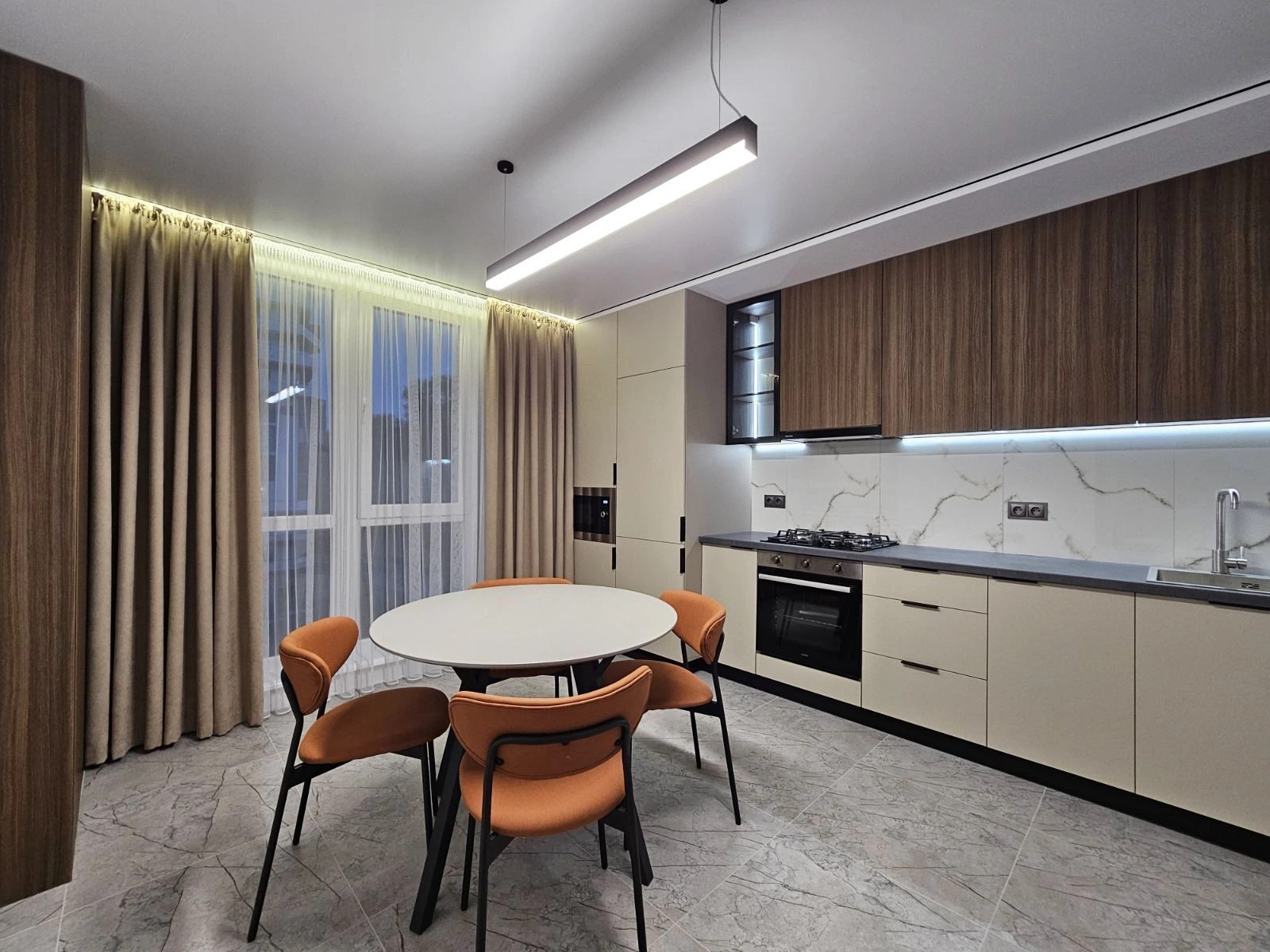 Apartments for sale. 1 room, 47 m², 4th floor/11 floors. Tsehelnyy prov., Ternopil. 