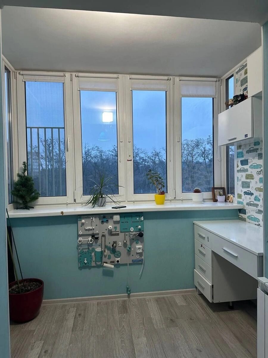 Apartments for sale. 2 rooms, 52 m², 5th floor/9 floors. 30, Akademyka Hlushkova prosp., Kyiv. 