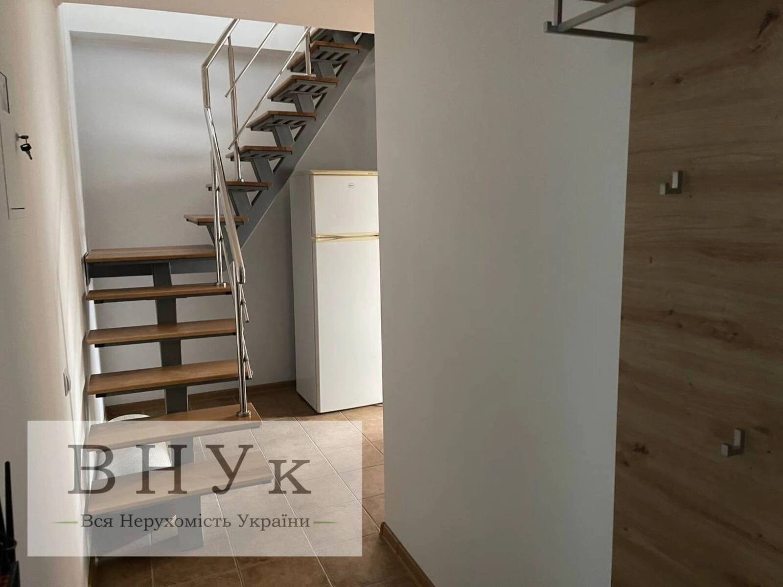 Apartments for sale 2 rooms, 75 m², 5th fl./5 floors. Ostrozkoho Knyazya vul., Ternopil. 