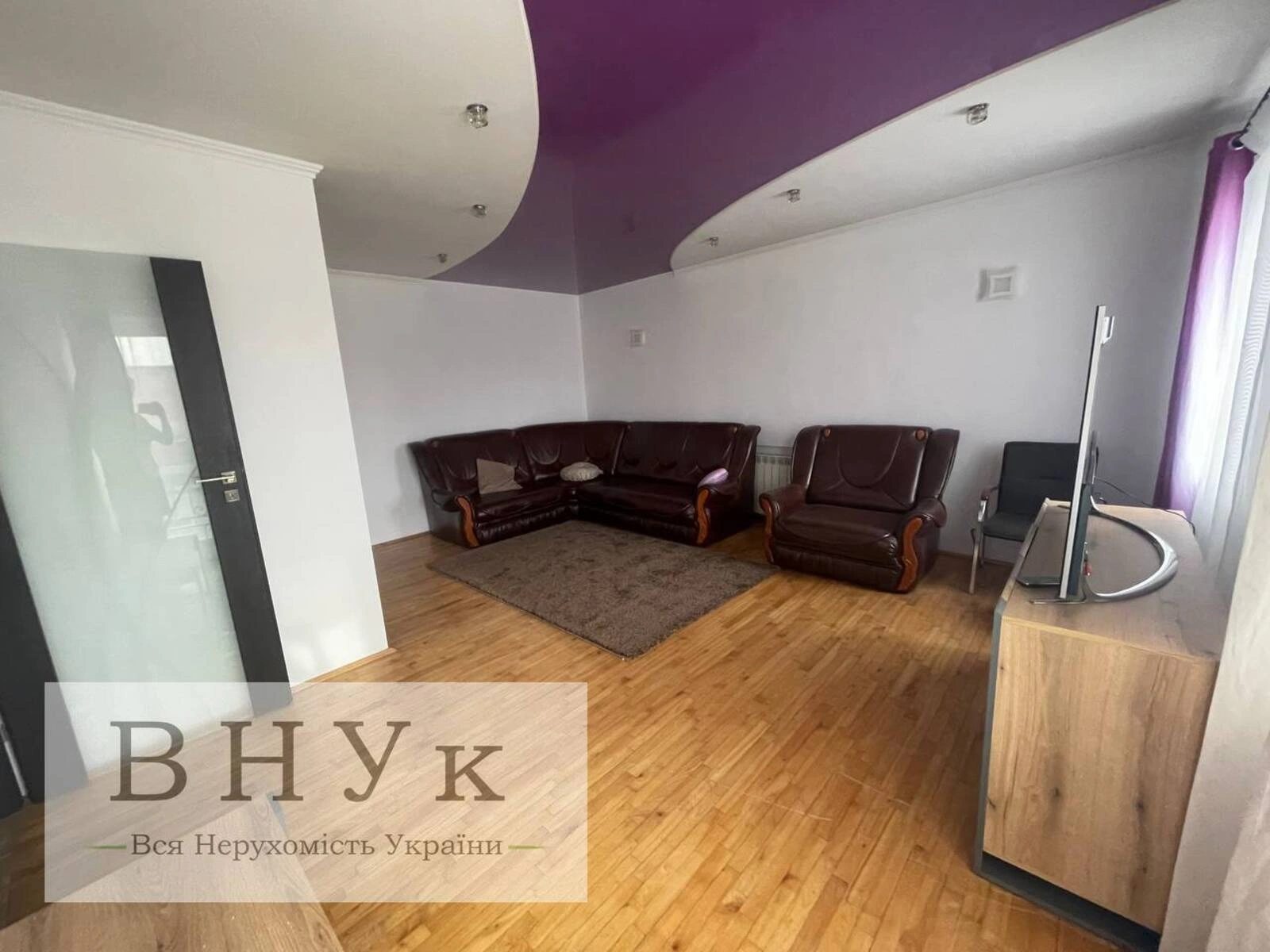 Apartments for sale 2 rooms, 75 m², 5th fl./5 floors. Ostrozkoho Knyazya vul., Ternopil. 