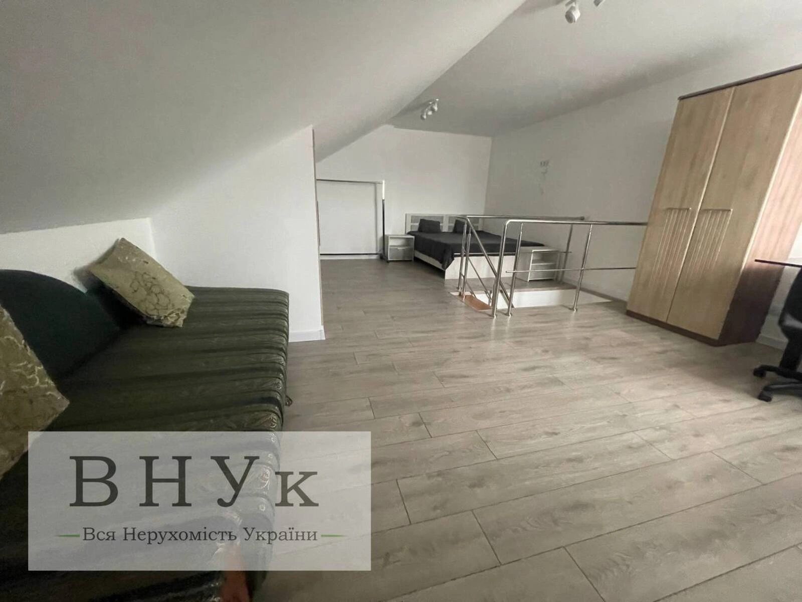 Apartments for sale 2 rooms, 75 m², 5th fl./5 floors. Ostrozkoho Knyazya vul., Ternopil. 