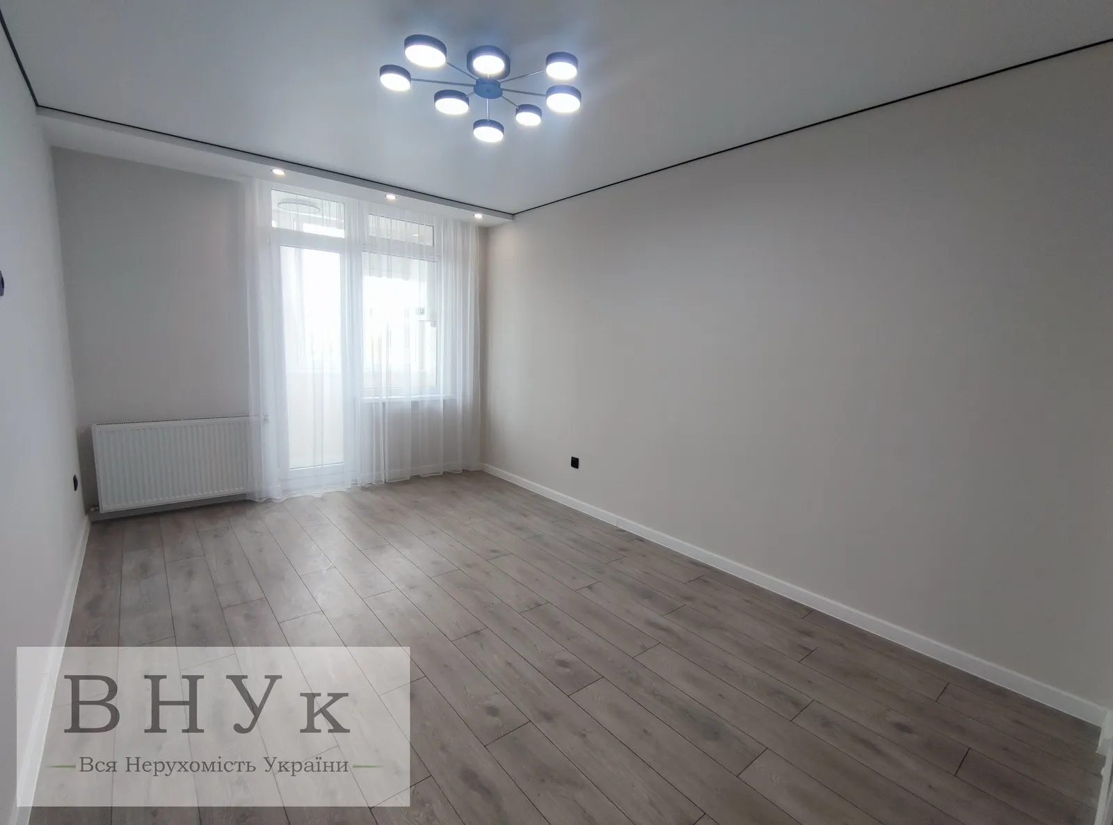 Apartments for sale. 2 rooms, 56 m², 6th floor/11 floors. Kyyivska vul., Ternopil. 