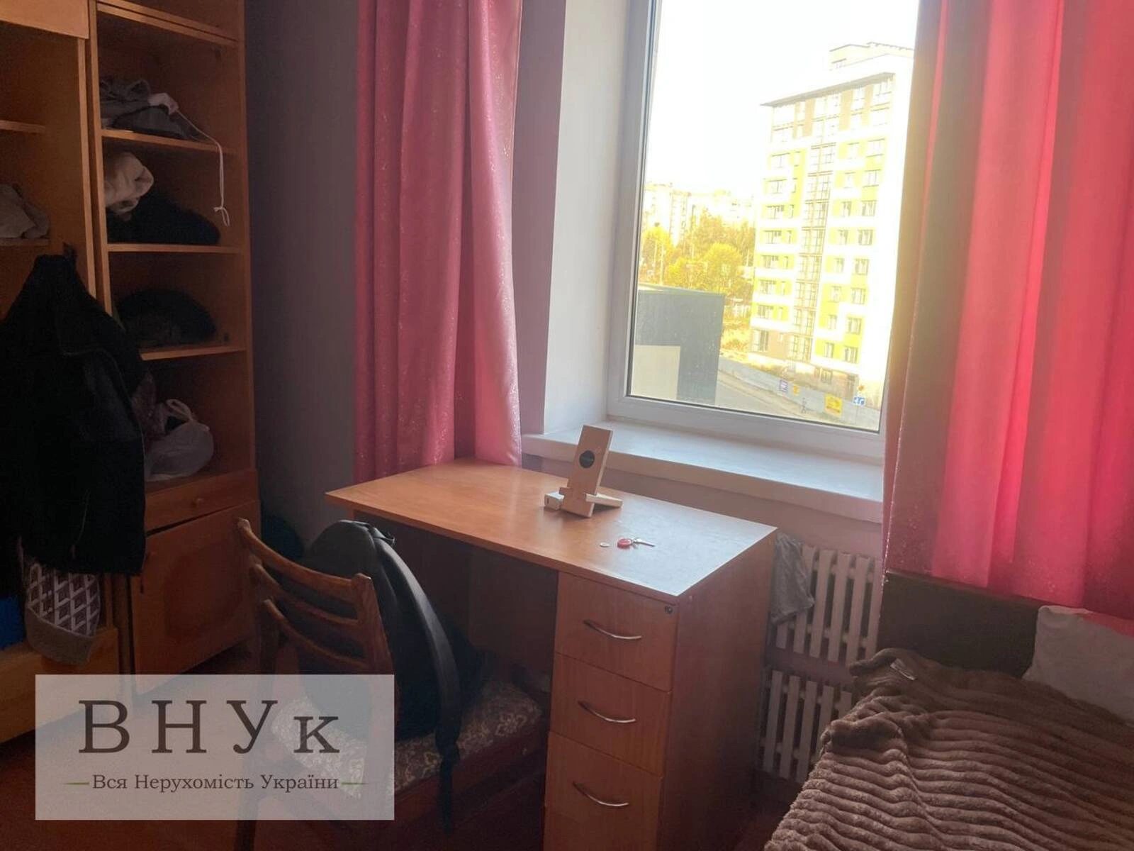 Apartments for sale 4 rooms, 80 m², 5th fl./5 floors. Halytska , Ternopil. 