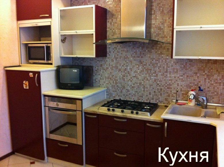 Apartment for rent. 5 rooms, 150 m², 2nd floor/10 floors. Pereulok Shevchenko, Dnipro. 