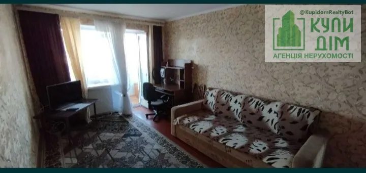 Room for rent for a long time. 1 room, 45 m², 5th floor/5 floors. Petrivskyy. 