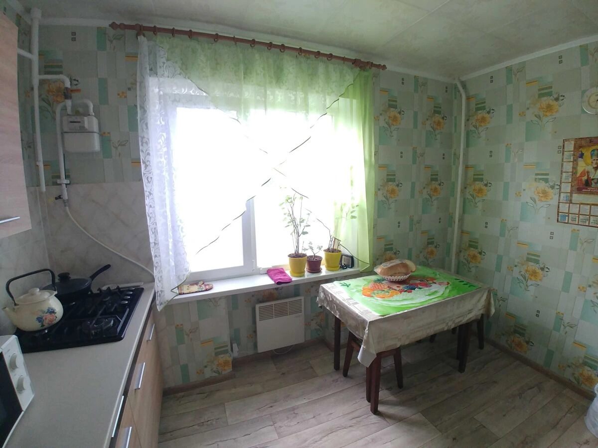 Продаж квартири. 1 room, 36 m², 1st floor/5 floors. Фортечний (кіровський), Кропивницький. 