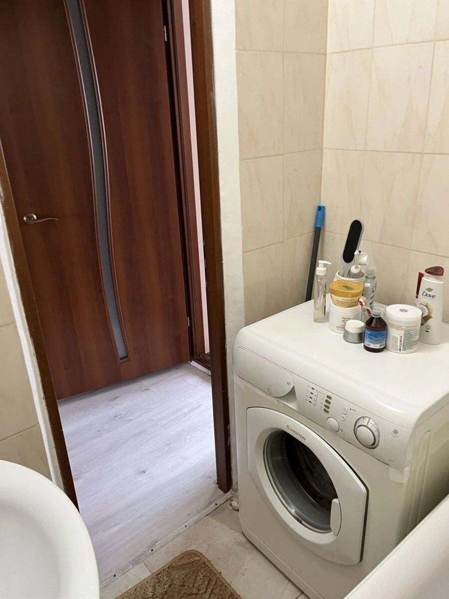 Продаж квартири. 3 rooms, 66 m², 9th floor/9 floors. Андріївська вул., Кропивницький. 