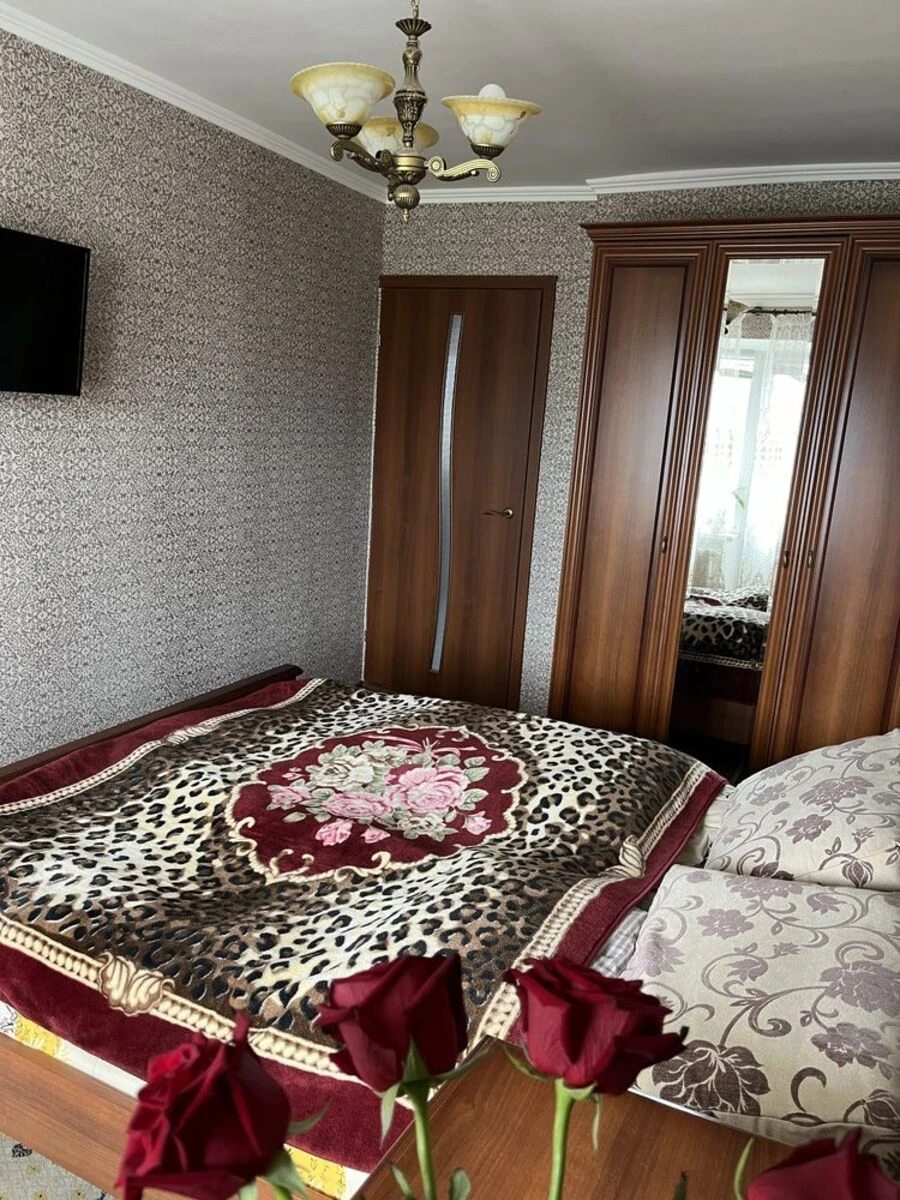 Продаж квартири. 3 rooms, 66 m², 9th floor/9 floors. Андріївська вул., Кропивницький. 