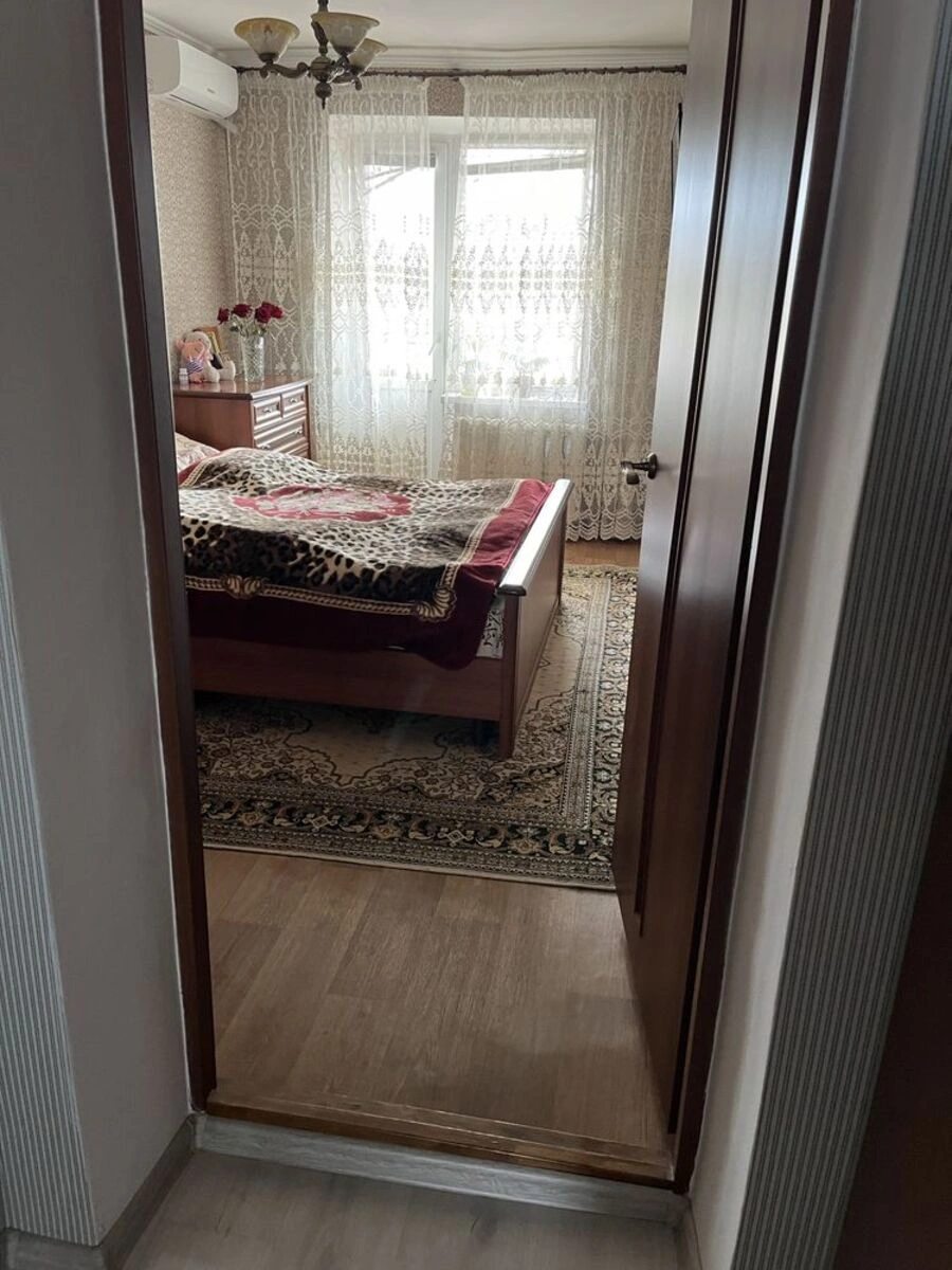 Продаж квартири. 3 rooms, 66 m², 9th floor/9 floors. Андріївська вул., Кропивницький. 