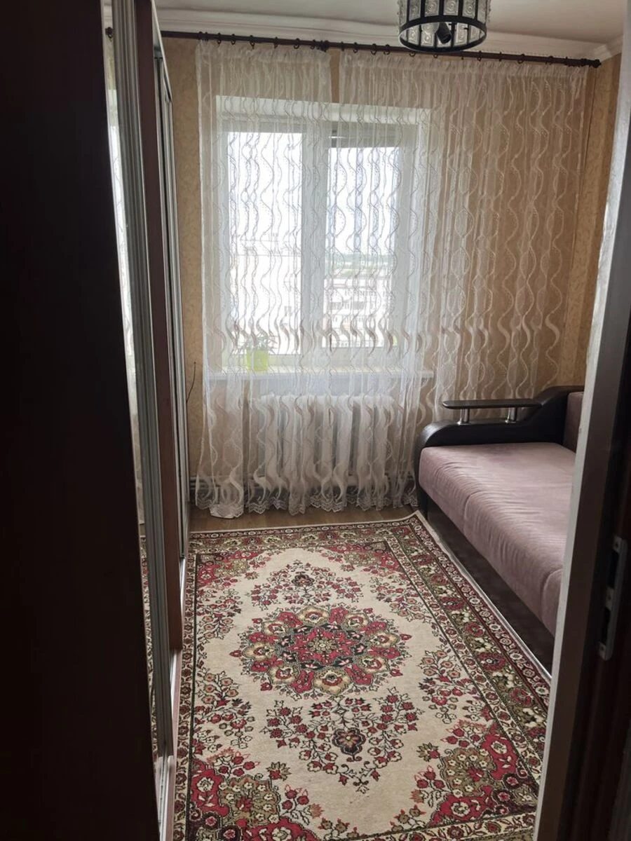 Продаж квартири. 3 rooms, 66 m², 9th floor/9 floors. Андріївська вул., Кропивницький. 