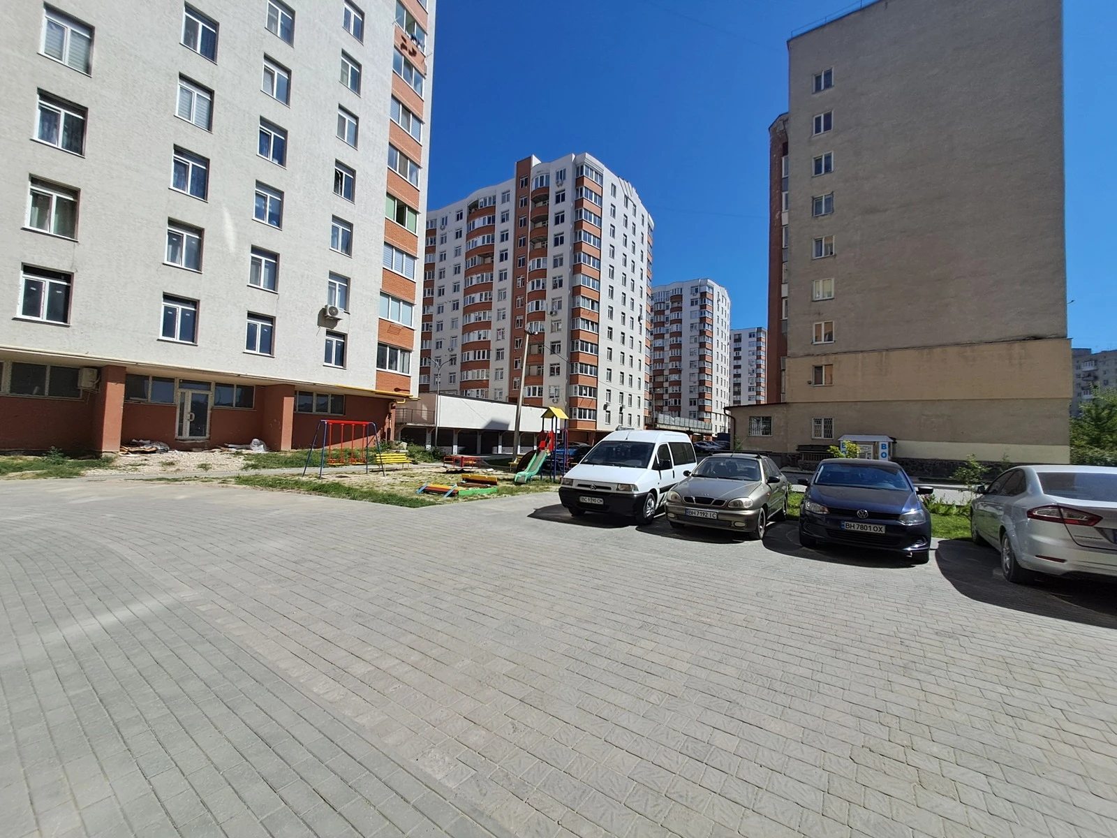 Продаж квартири 1 кімната, 41 m², 9 пов./9 поверхів. Бам, Тернопіль. 