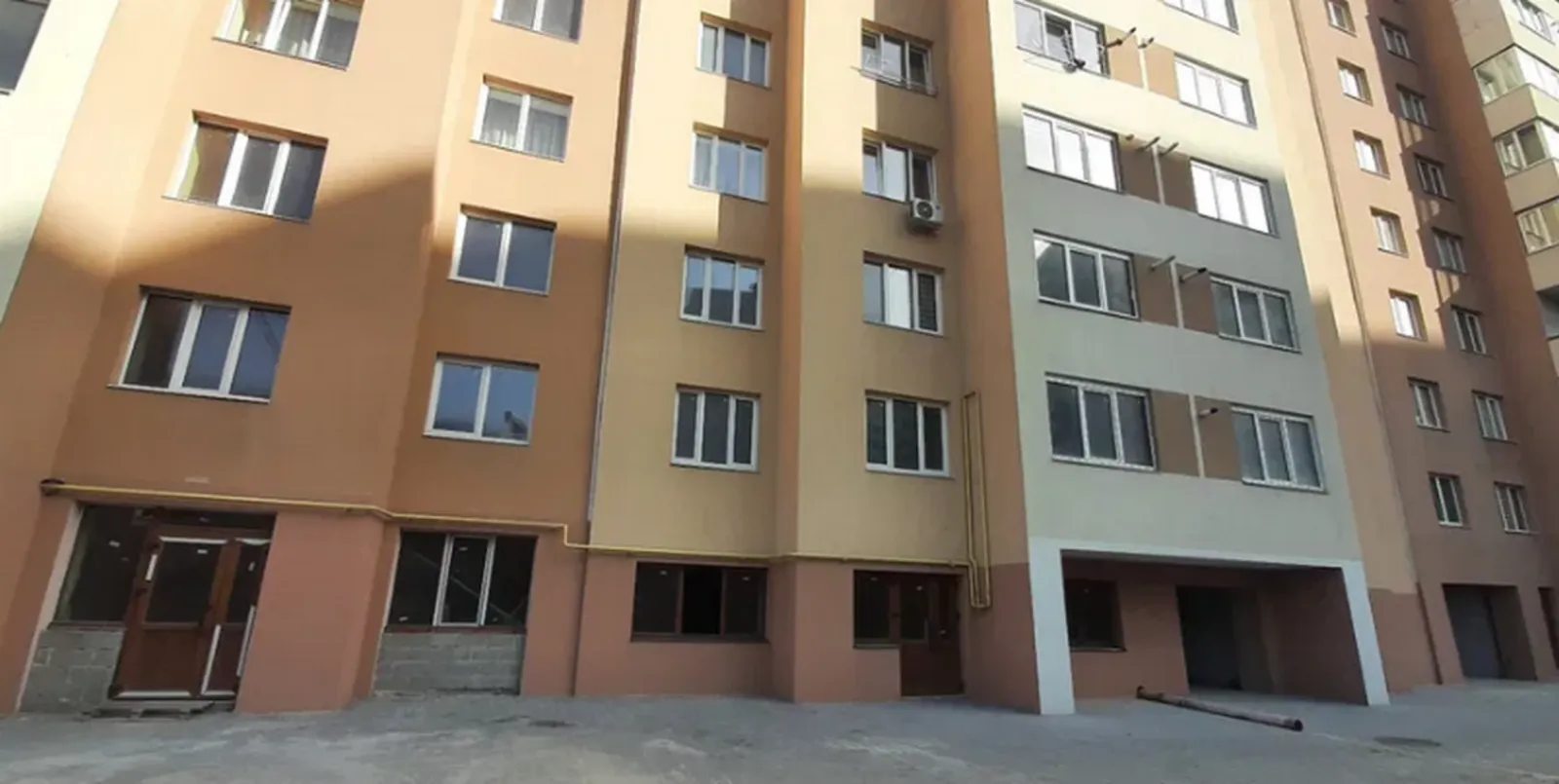 Commercial space for sale. 105 m², 1st floor/10 floors. Severnyy, Ternopil. 
