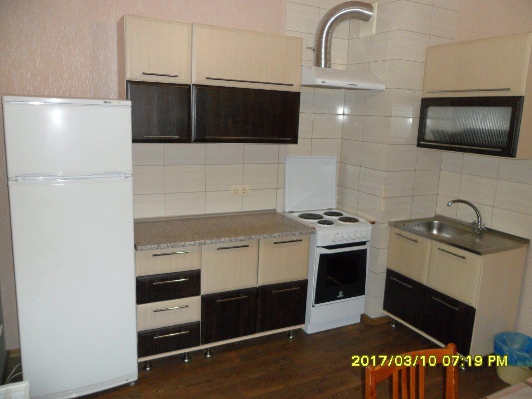 Apartment for rent. 1 room, 42 m², 3rd floor/16 floors. Odesa. 