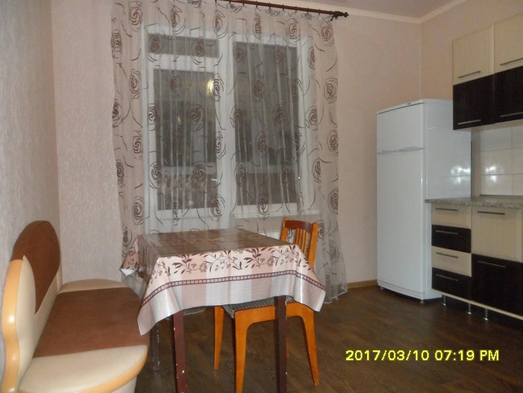Сдам свою 1 комнатную квартиру в жк Радужный (Одесса)