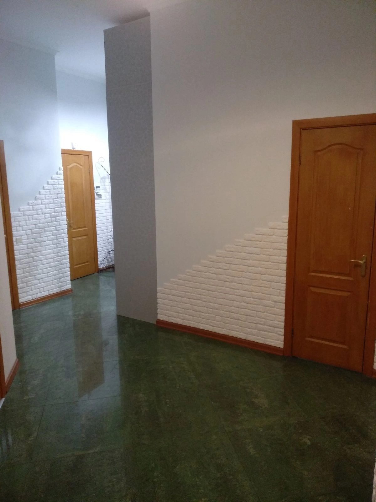 Здам квартиру. 3 rooms, 90 m², 2nd floor/9 floors. 50, Волоська 50, Київ. 