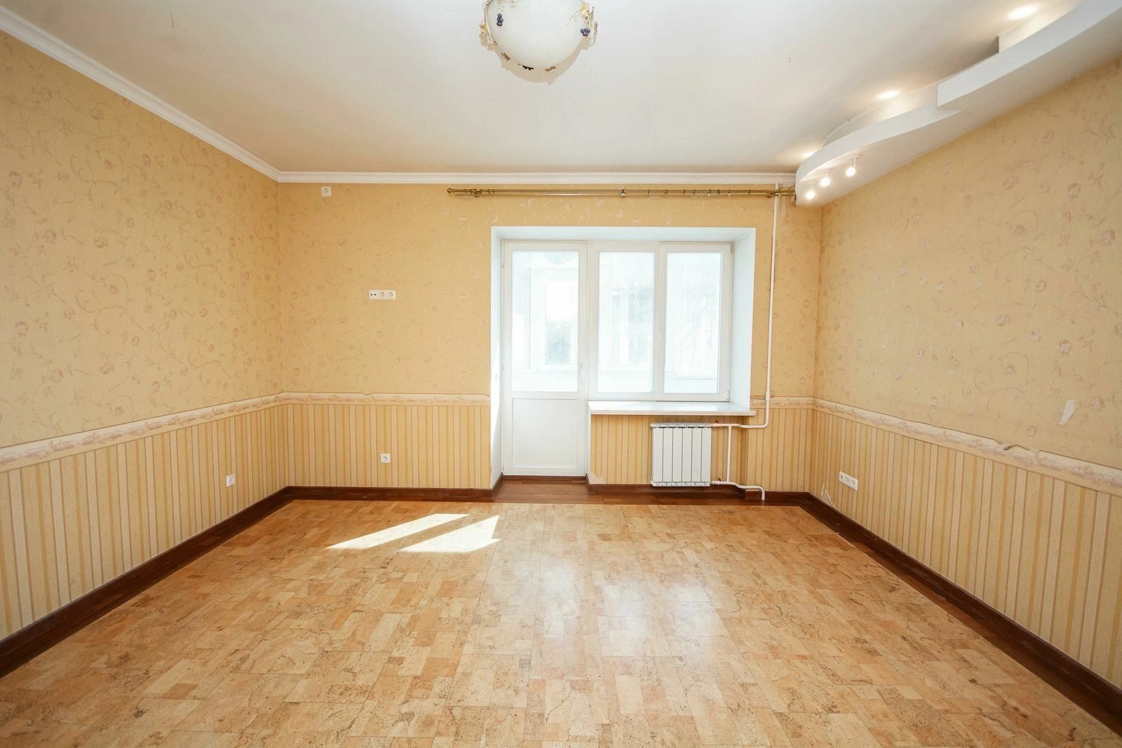 Продаж квартири 4 кімнати, 180 m², 5 пов./5 поверхів. 7, Щекавицька 7, Київ. 