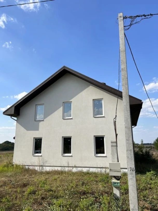 House for sale. 3 rooms, 250 m², 2 floors. Poradivka. 
