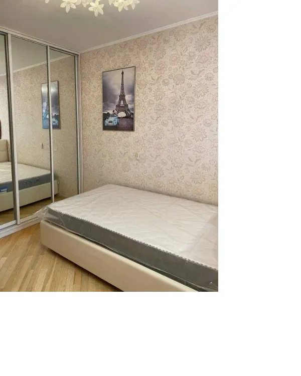 Apartment for rent. 4 rooms, 30000 m², 4th floor/14 floors. 2, Mykilsko-Slobidska 2, Kyiv. 