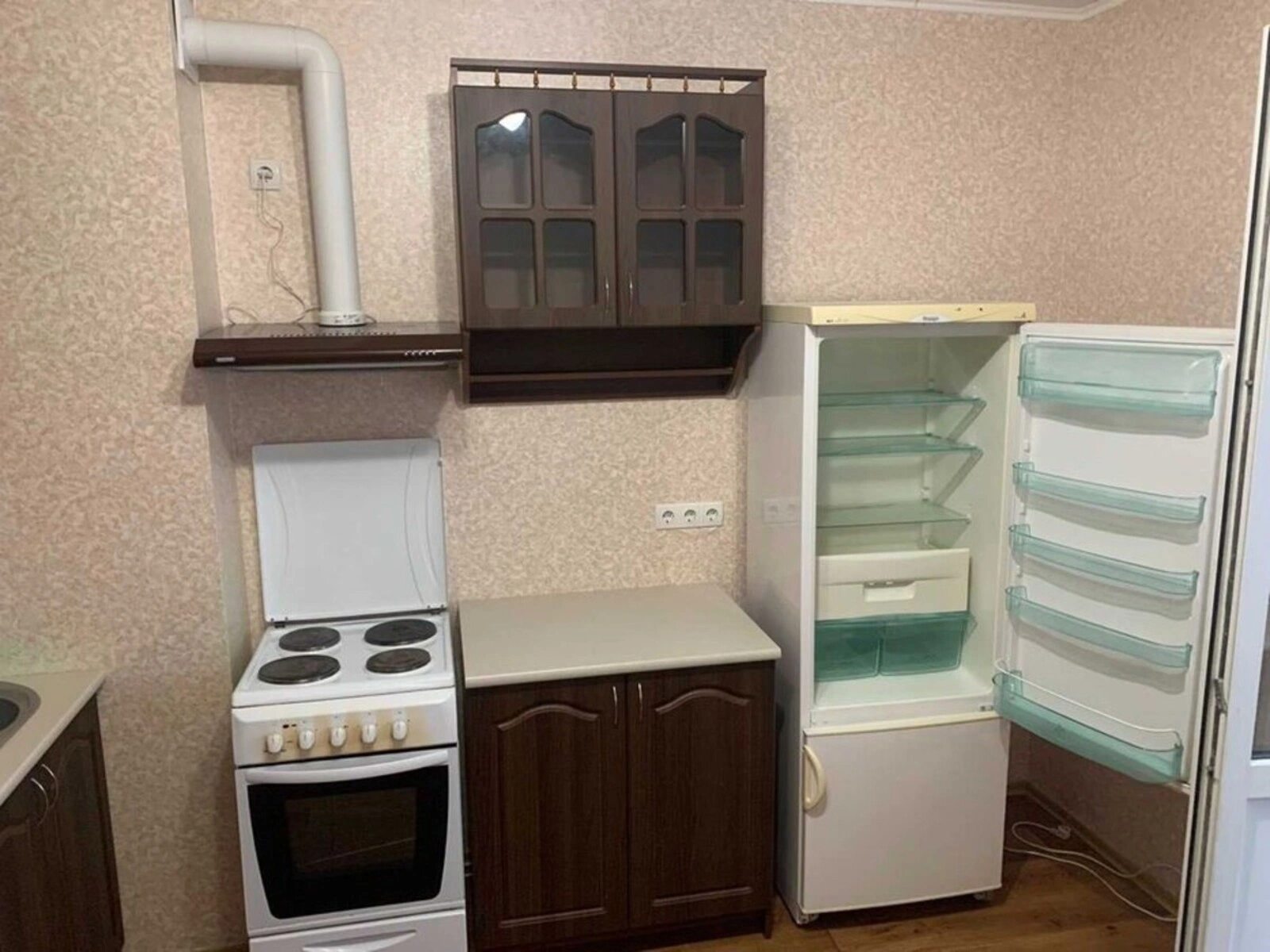 Apartment for rent. 1 room, 48 m², 7th floor/25 floors. 13, Zdolbunivska 13, Kyiv. 