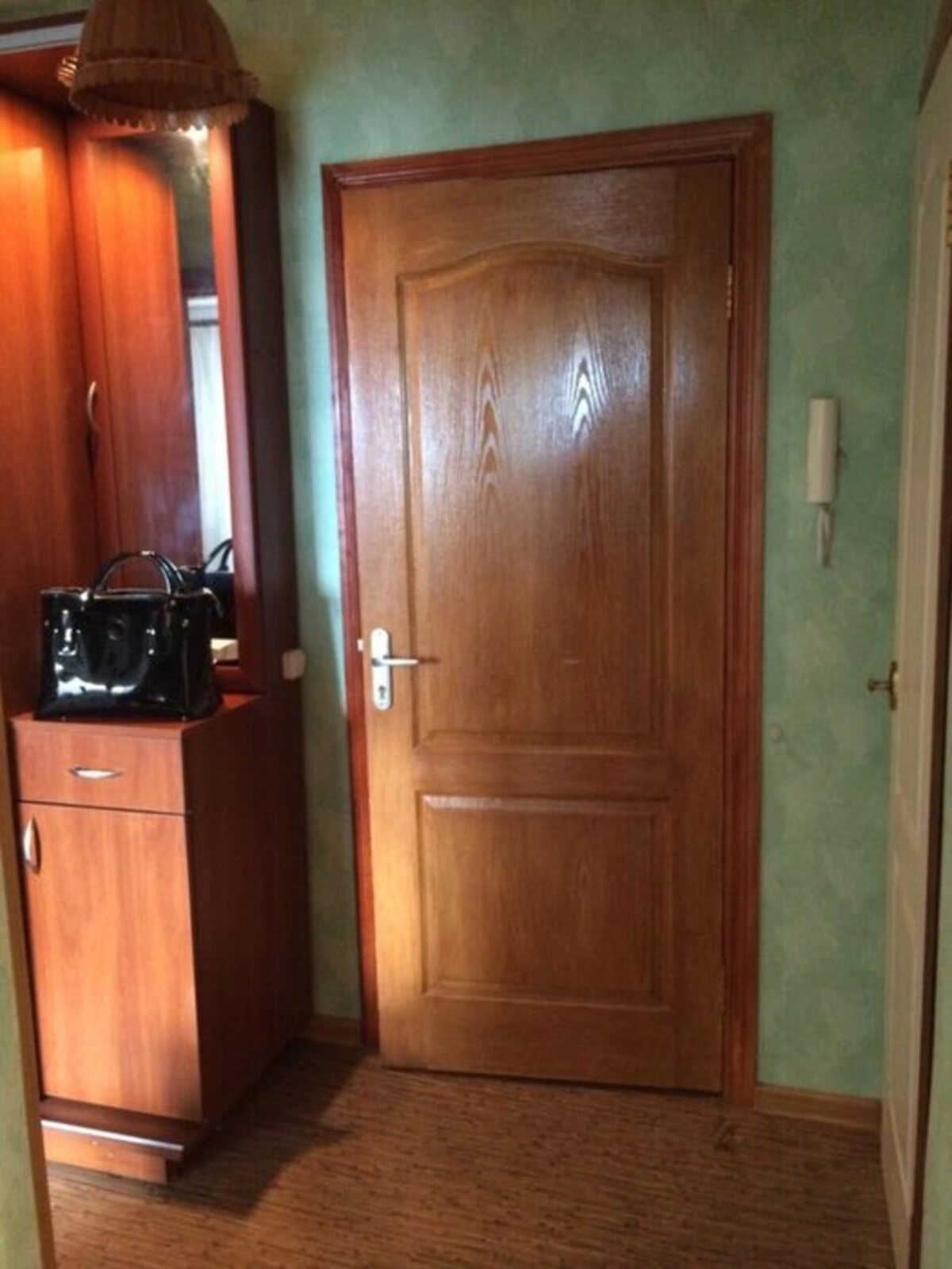 Apartment for rent. 1 room, 38 m², 5th floor/5 floors. 17, Kharchenko Evhenyya ul. Darnytskyy Lenyna, Kyiv. 