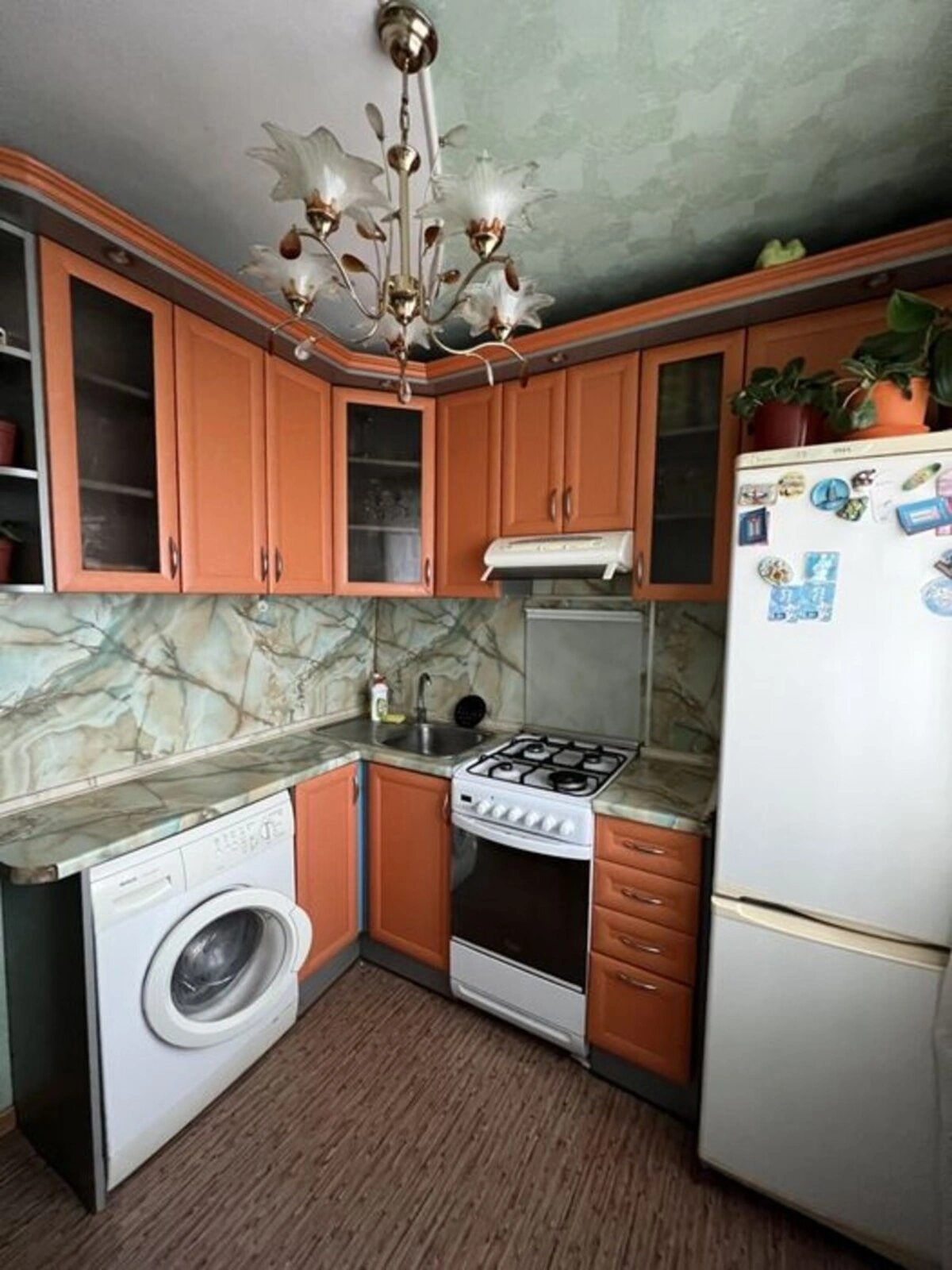 Apartment for rent. 1 room, 38 m², 5th floor/5 floors. 17, Kharchenko Evhenyya ul. Darnytskyy Lenyna, Kyiv. 