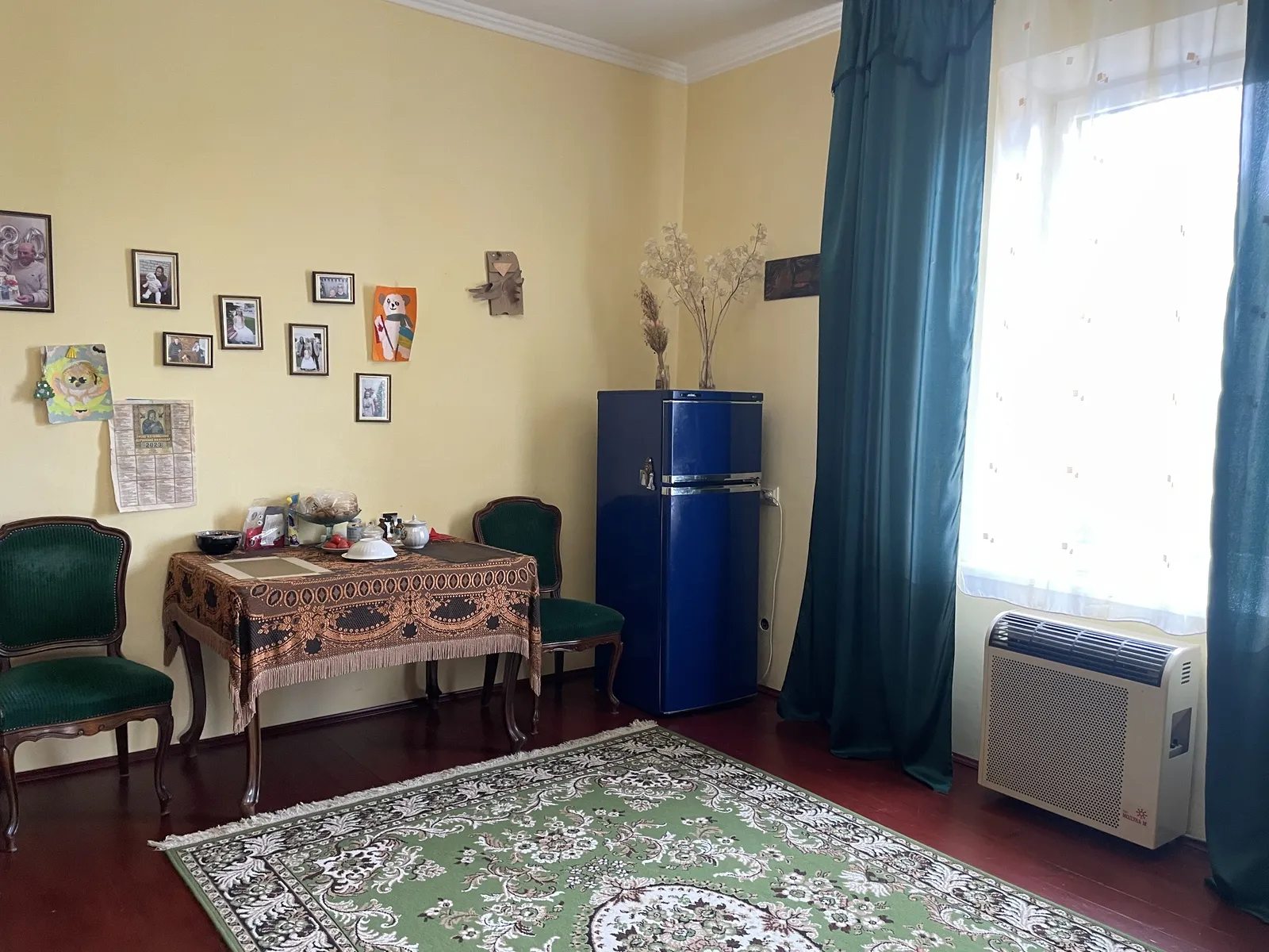 Продаж квартири 1 кімната, 60 m², 2 пов./2 поверхи. Родини Юрчаків вул., Теребовля. 