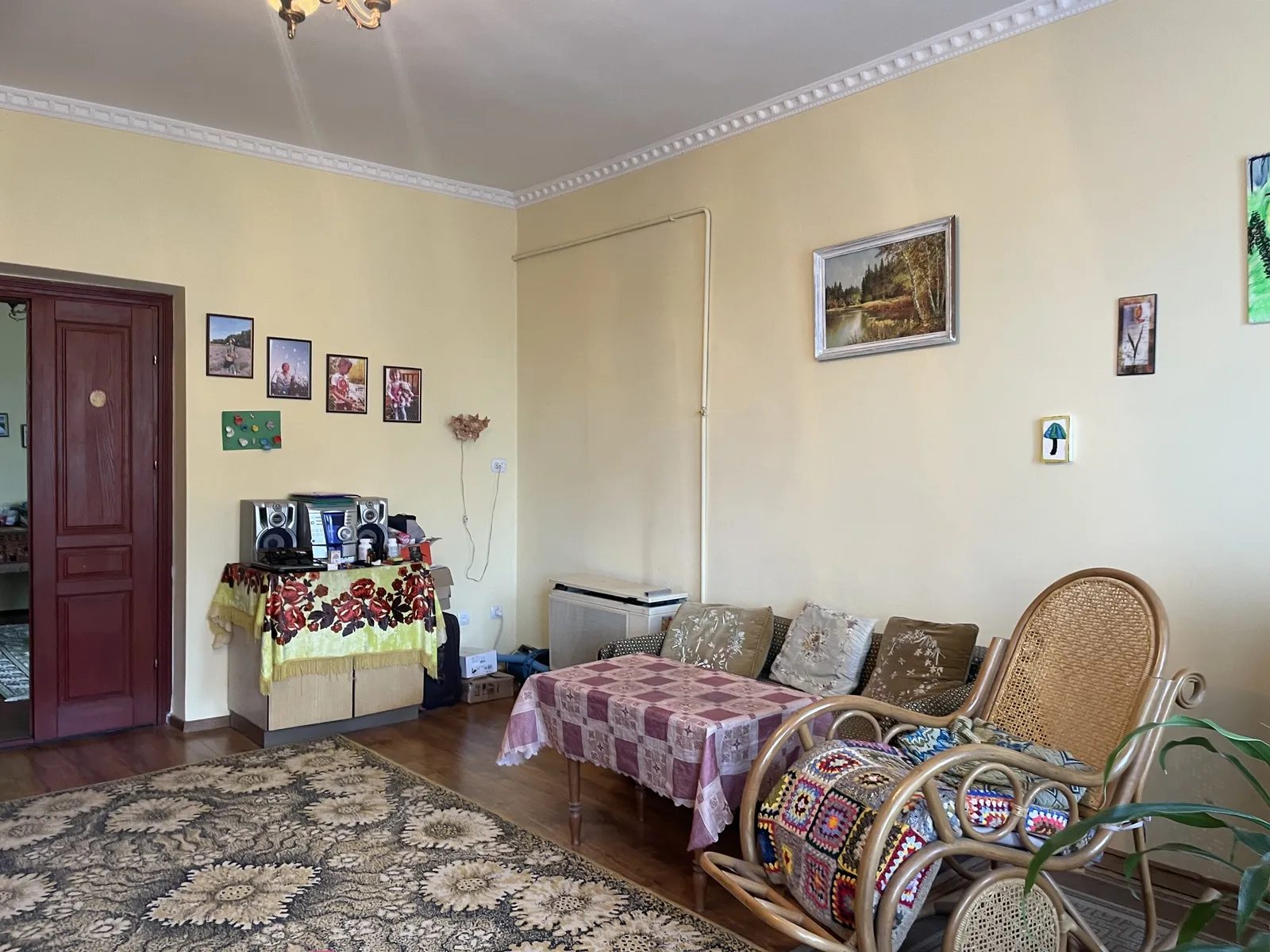 Продаж квартири 1 кімната, 60 m², 2 пов./2 поверхи. Родини Юрчаків вул., Теребовля. 