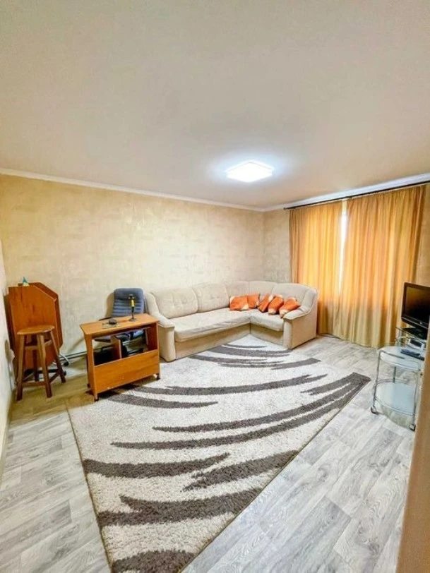 Продажа дома. 5 rooms, 97 m², 1 floor. Ржищев. 