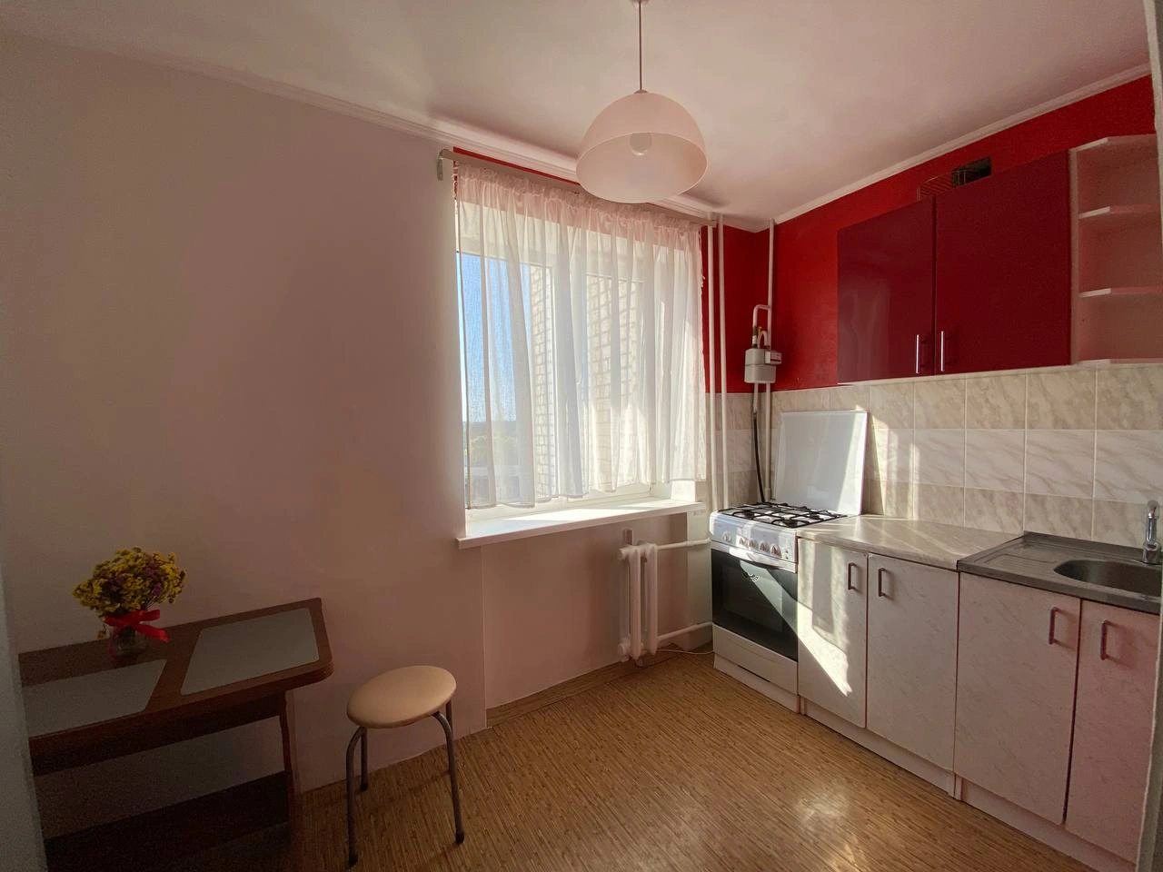 Продаж квартири. 1 room, 30 m², 8th floor/9 floors. 61, Рабіна, Одеса. 