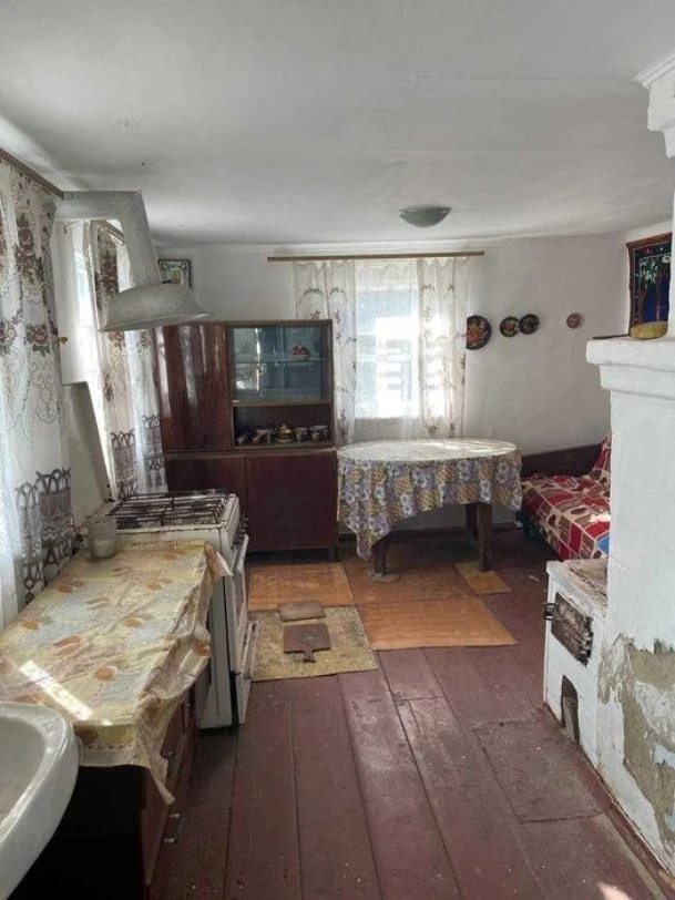 House for sale 4 rooms, 65 m², 1 floor. Kuchakiv. 