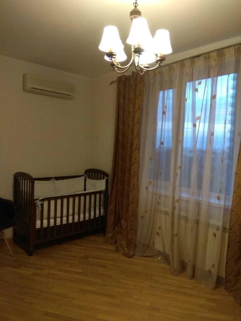 Apartments for sale. 3 rooms, 89 m², 15 floor/17 floors. Rudanskogo Stepana, Kyiv. 
